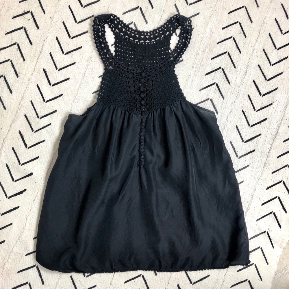 BCBG MaxAzria black Silk and crochet tank - Picture 4 of 8